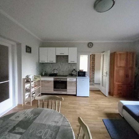 Bike&Night Apartment Baracska Exterior photo